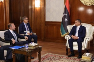 Dbeibah discusses with the French envoy elections and government spending
