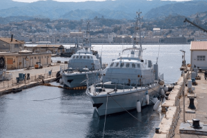 Italy hands over two naval units to Libya for anti-illegal-immigration activities 