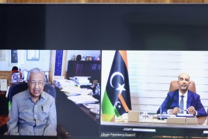 Al-Koni, former Prime Minister of Malaysia conduct dialogue via Zoom