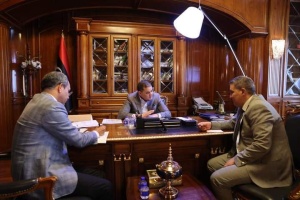 Libyan PM confirms to Education Minister the need for making teachers available in Derna