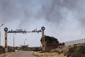 War for oil terminals in east Libya looms