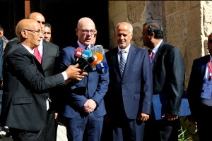 Video: Foreign ambassadors present credentials in Tripoli
