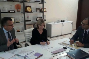 Minister of Education discusses educational cooperation with French ambassador