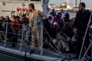 Libyan Navy rescues 132 immigrants off Tripoli coast