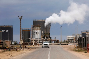 Oil sites damaged following clashes in Zawiya