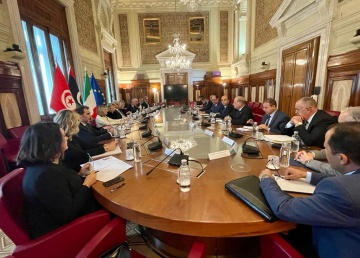 Italy urges Libya, Tunisia to establish control room for immigrants' voluntary return